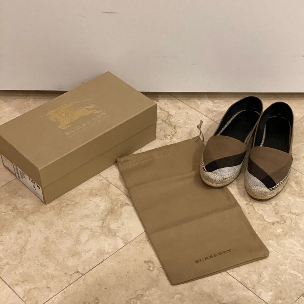 Authentic Women’s Burberry Espadrilles. Size 9.